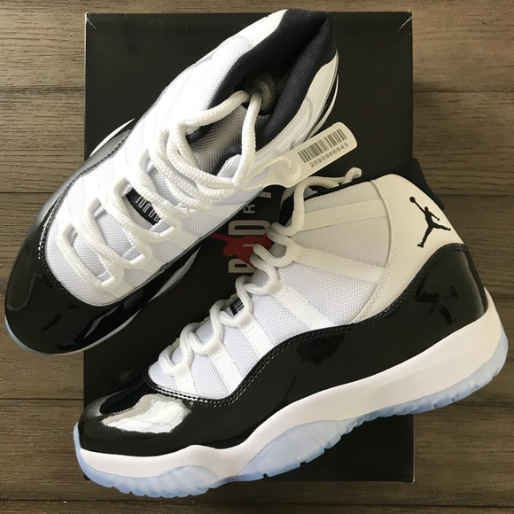 concord 11 high top